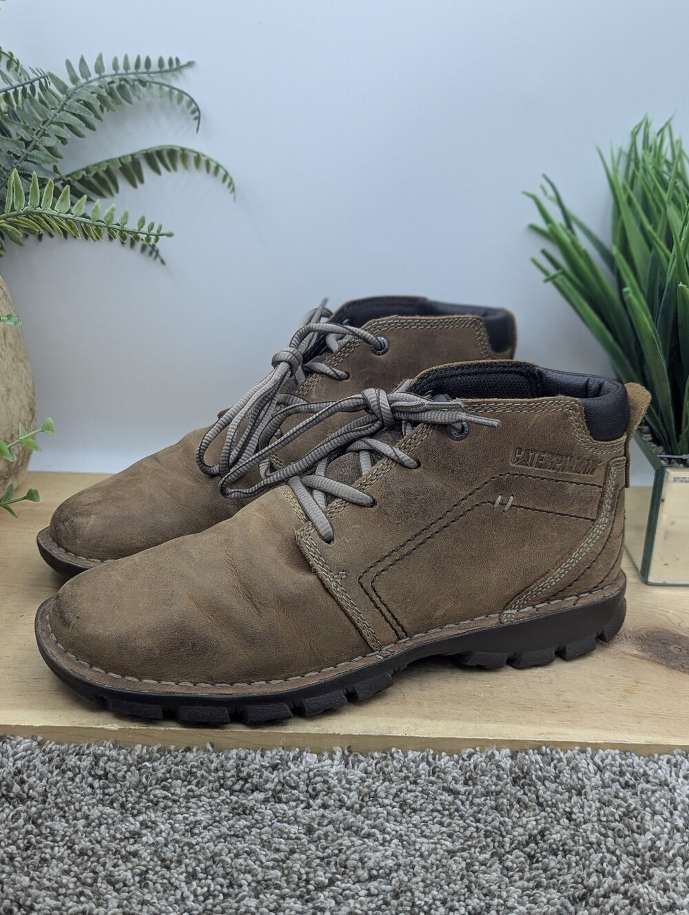 CAT Transform 2.0 Men's Size 8.5 Chukka Boot Dark Beige Work Casual Walking